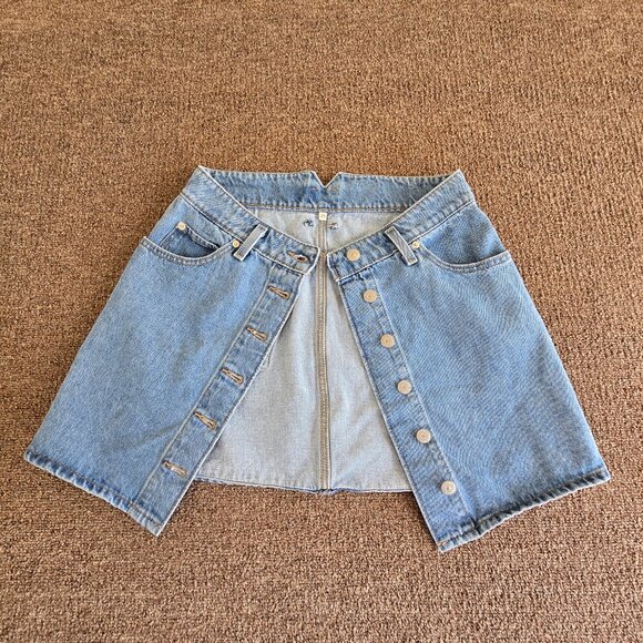 Levi Notch Skirt Light Wash Sz 29 Pre-Owned - Picture 3 of 8